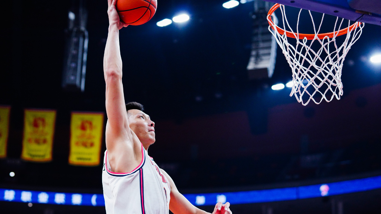 ayx世界杯2026-猛龙力克灰熊，易建联高光表现