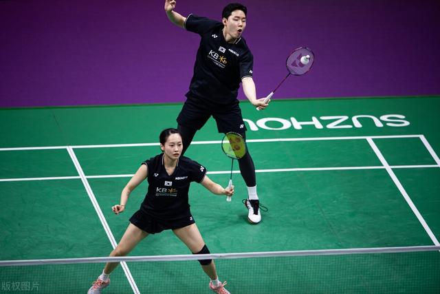 爱游戏2026-泰国队碾压日本队，郑思维高光表现