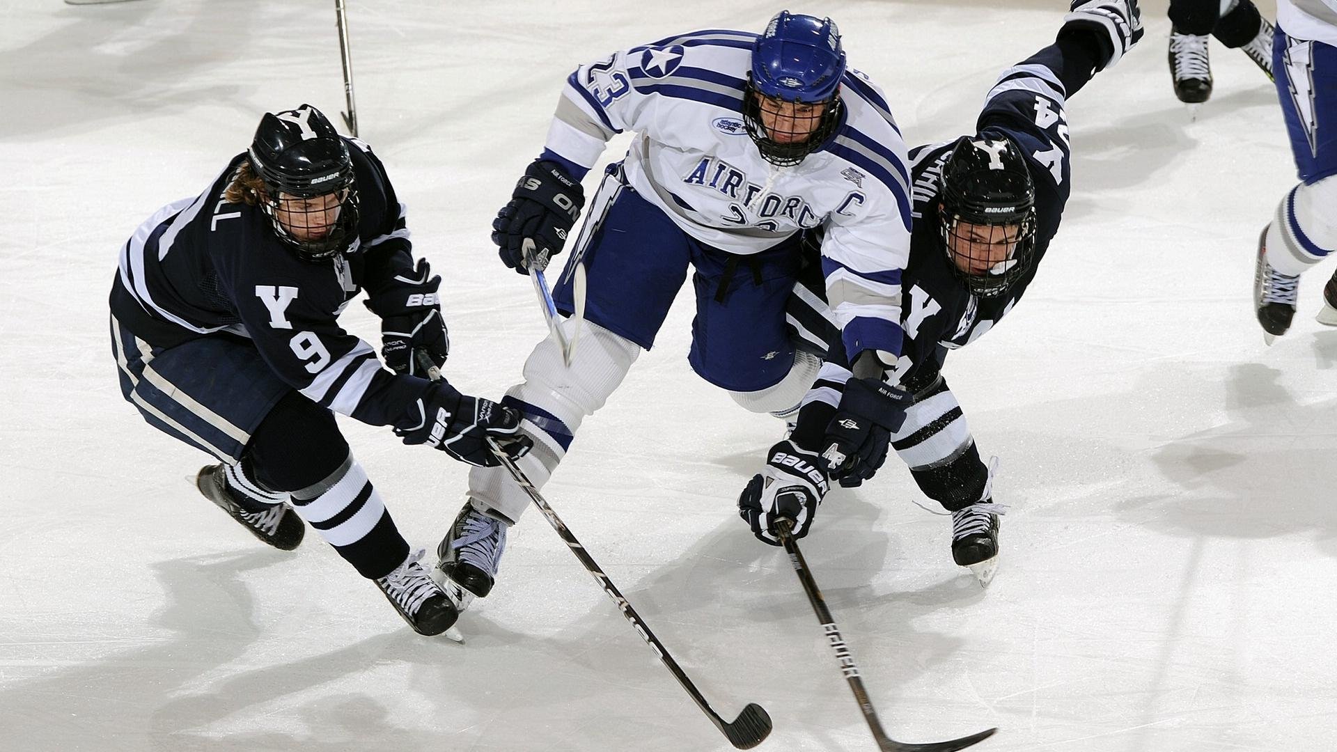 爱游戏体育-布伦森在德甲争冠战接管比赛，当爵士制霸国王，篮球的古老预言在异乡应验